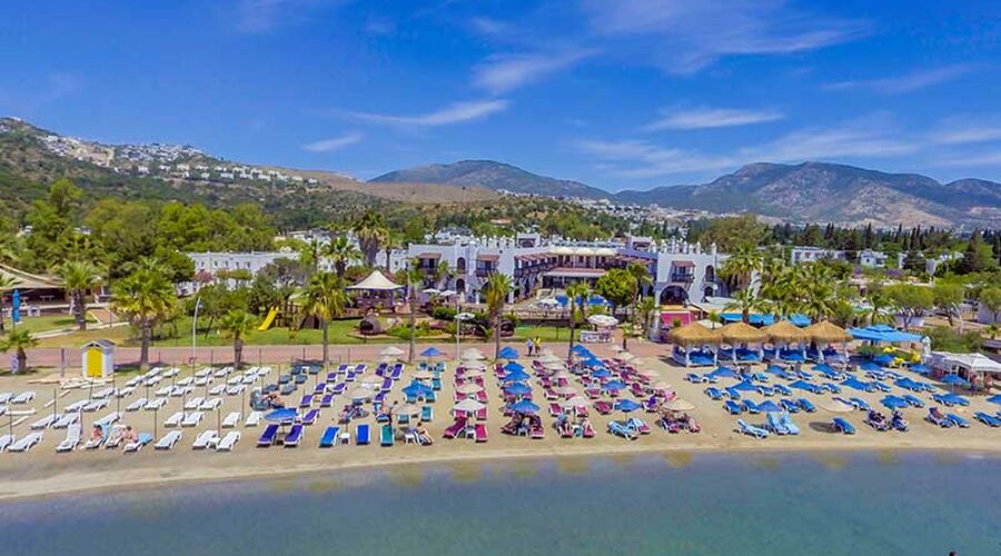 Costa Bitezhan Beach  4*