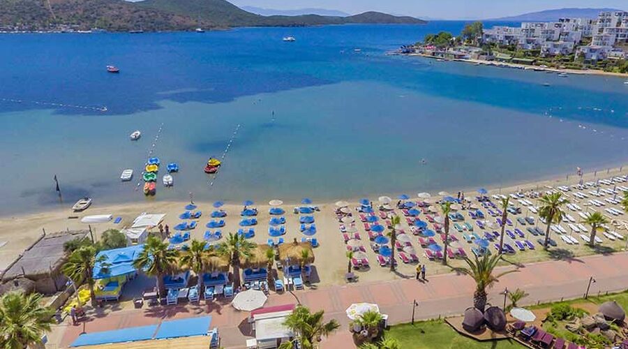 Costa Bitezhan Beach  4*