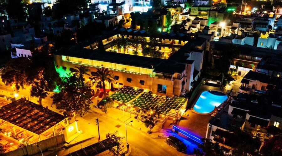 Bleu Nuit Hotel Bodrum  4*