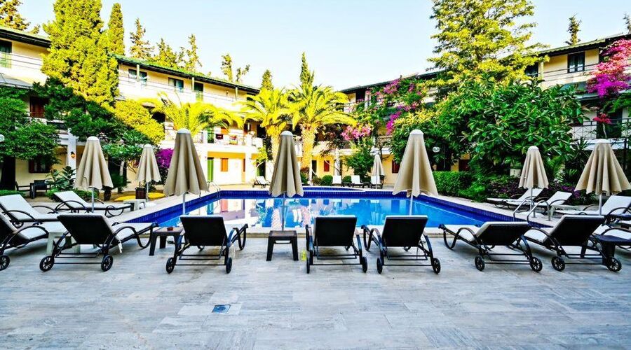 Bleu Nuit Hotel Bodrum  4*