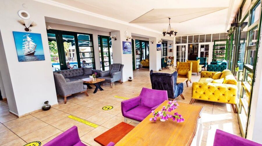 Bleu Nuit Hotel Bodrum  4*