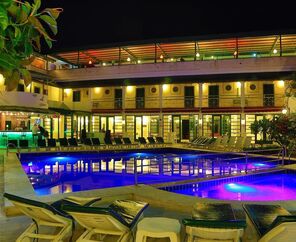 Bleu Nuit Hotel Bodrum  4*