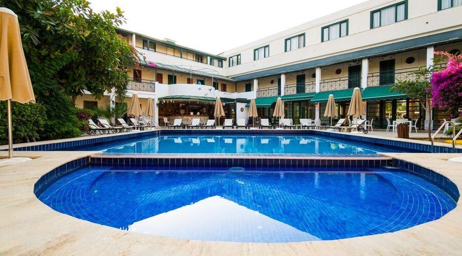 Bleu Nuit Hotel Bodrum  4*