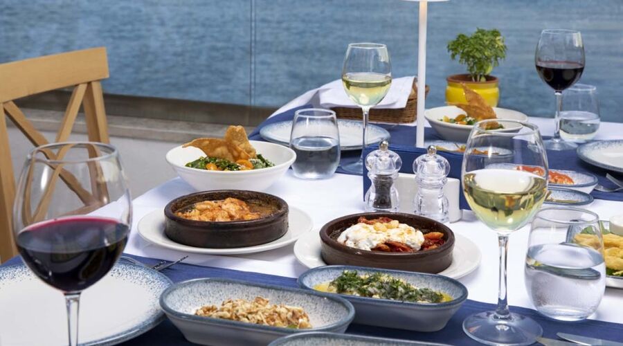Holiday Inn Resort   5*