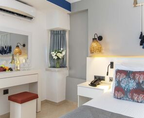 Holiday Inn Resort   5*