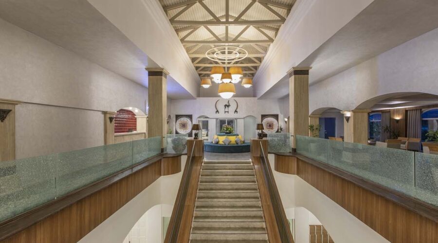 Holiday Inn Resort   5*