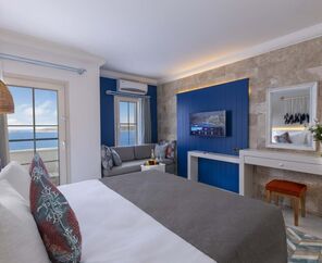 Holiday Inn Resort   5*