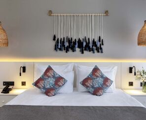 Holiday Inn Resort   5*