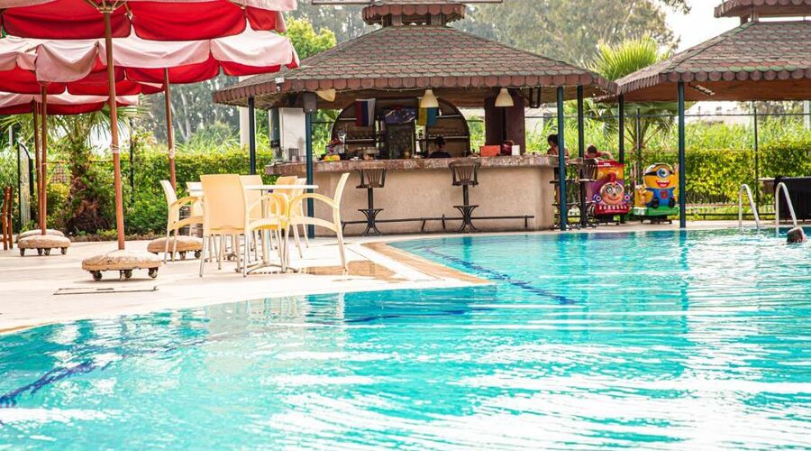 Bezay Hotel   3*