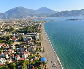 Bezay Hotel   3*