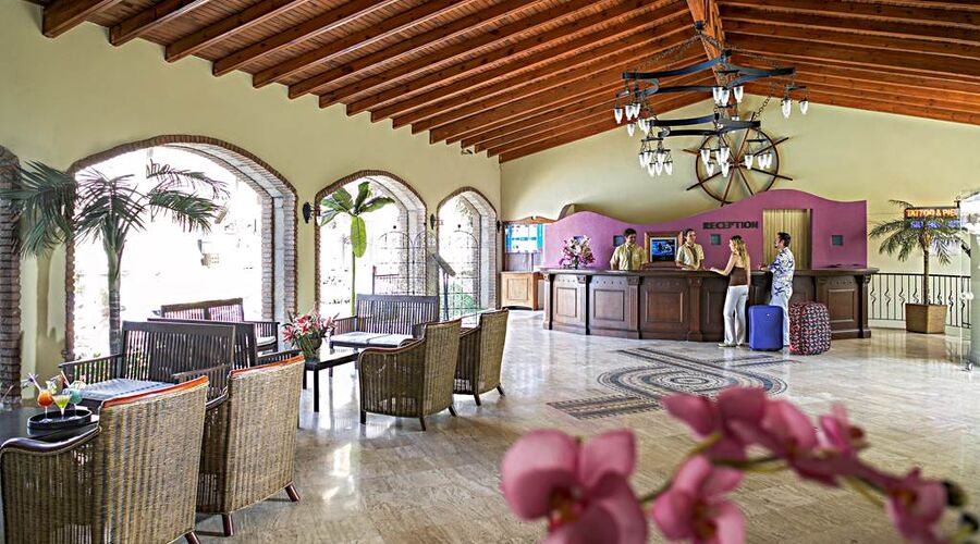 Club Anastaisa  3* +