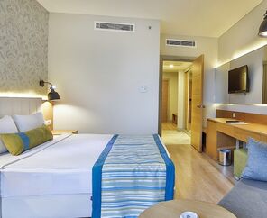 Calido Maris Hotel 5*