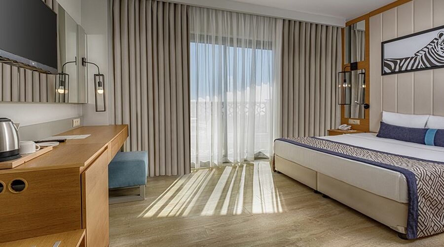 Calido Maris Hotel 5*