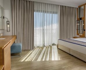 Calido Maris Hotel 5*