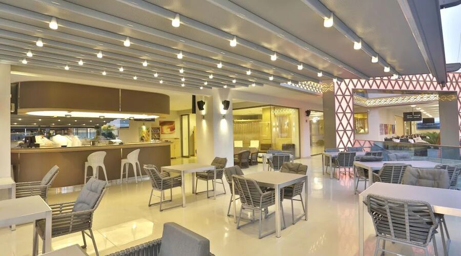 Aurasia Design Hotel 3*