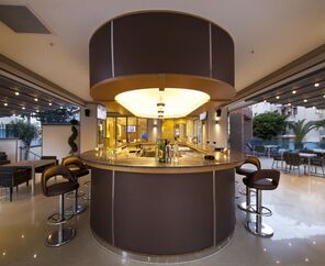 Aurasia Design Hotel 3*