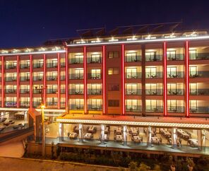 Aurasia Design Hotel 3*