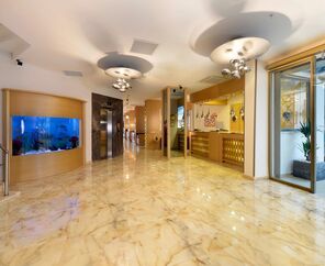 Aurasia Design Hotel 3*