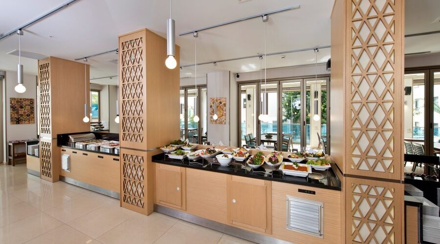 Aurasia Design Hotel 3*