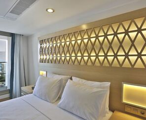 Aurasia Design Hotel 3*