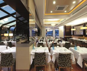 Cettia Beach Resort 4*