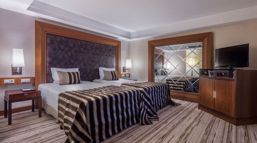 Rixos Sungate