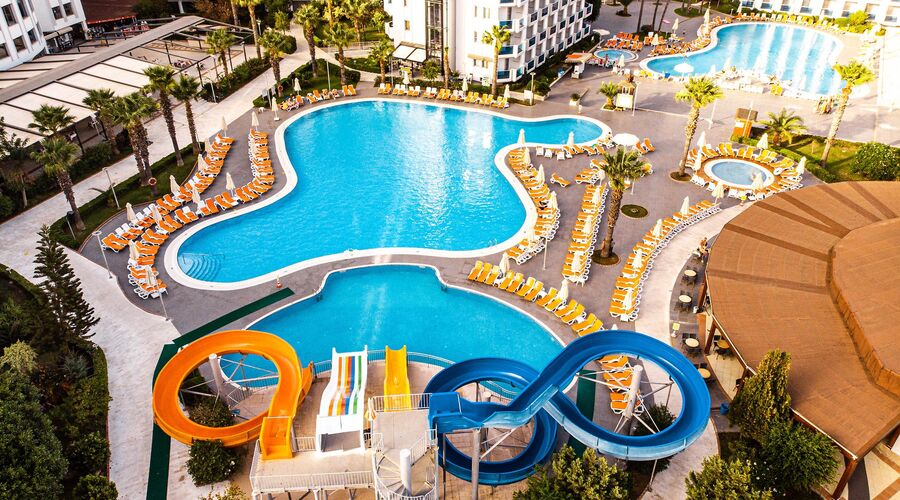 Green Nature Resort  5*