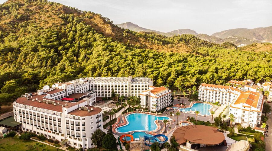 Green Nature Resort  5*