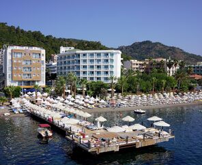 Cettia Beach Resort 4*