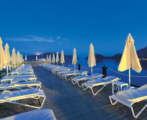 Cettia Beach Resort 4*