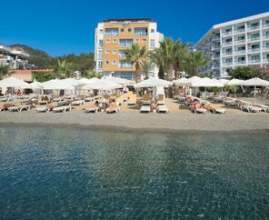 Cettia Beach Resort 4*
