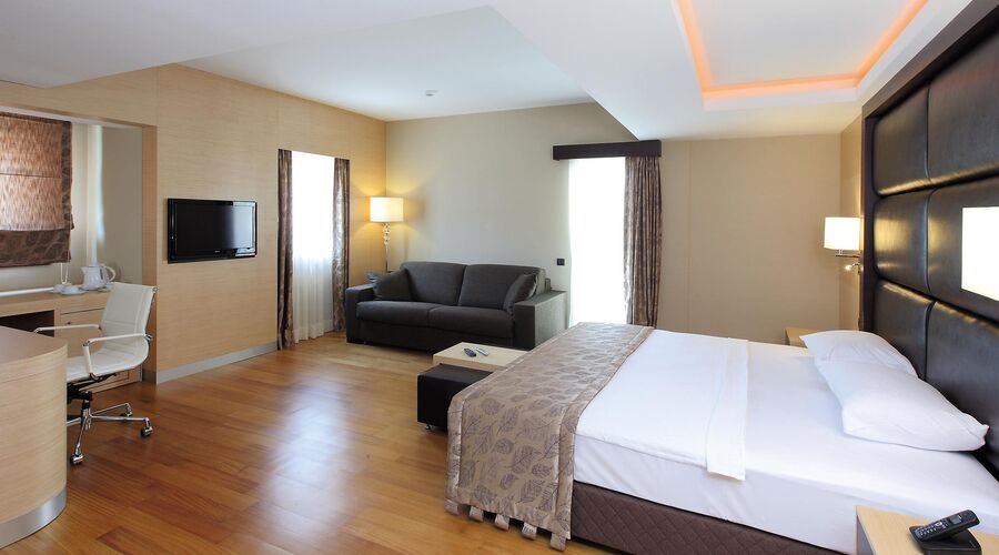 Cettia Beach Resort 4*