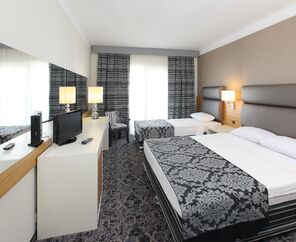 Cettia Beach Resort 4*