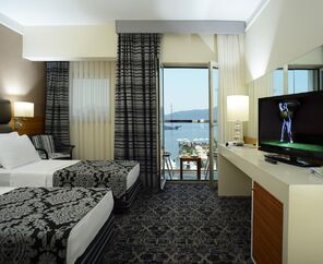 Cettia Beach Resort 4*