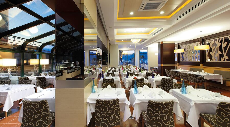 Cettia Beach Resort 4*