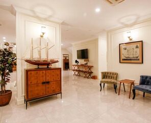 Aurasia Beach Hotel  3*