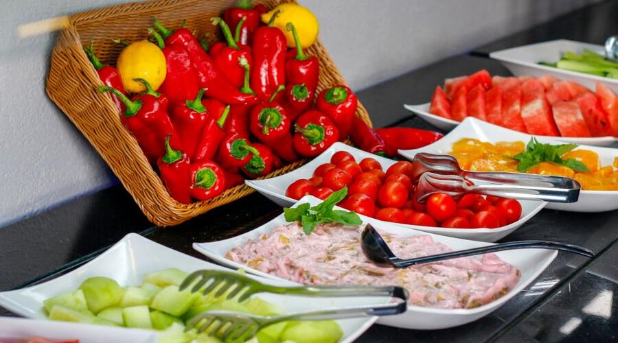 Aurasia Beach Hotel  3*