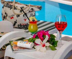 Aurasia Beach Hotel  3*