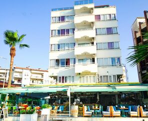 Honeymoon Beach Hotel  3*