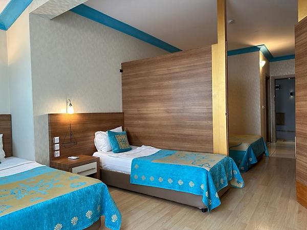 Miarosa Kemer Beach 5* Standart Paravanlı Oda