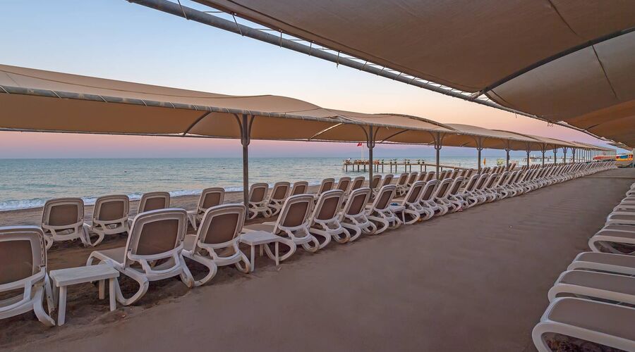 Kirman Belazur Resort & Spa 5*