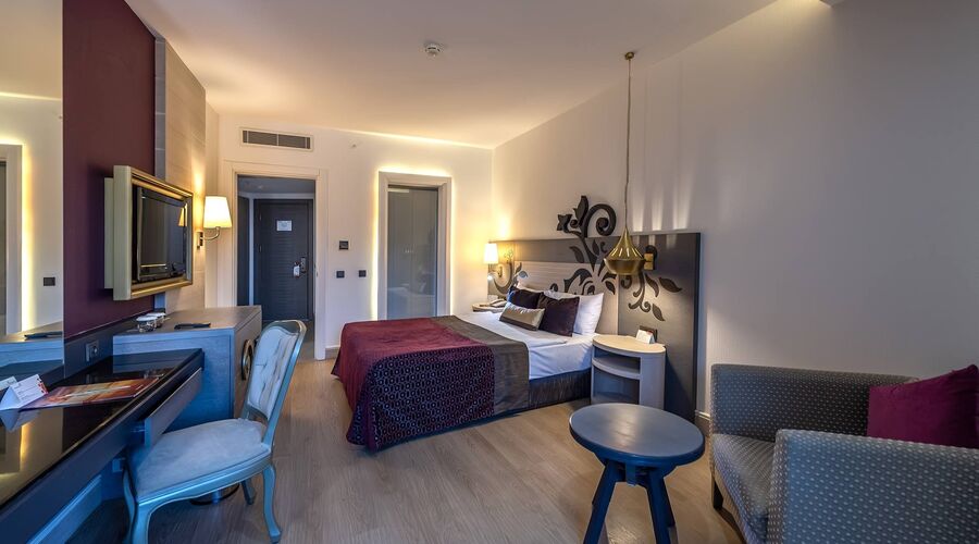 Kirman Belazur Resort & Spa 5*