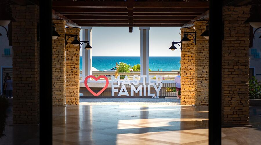 Master Family Club 5*