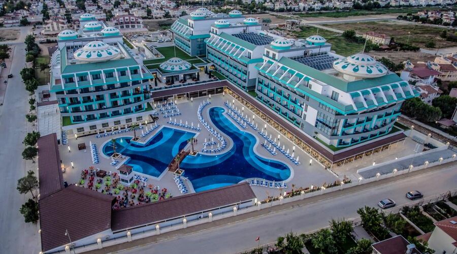 Sensitive Premium Resort  5*