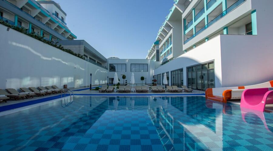 Sensitive Premium Resort  5*