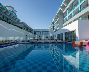 Sensitive Premium Resort  5*