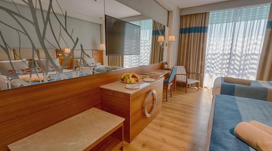 Sensitive Premium Resort  5*