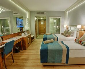 Sensitive Premium Resort  5*
