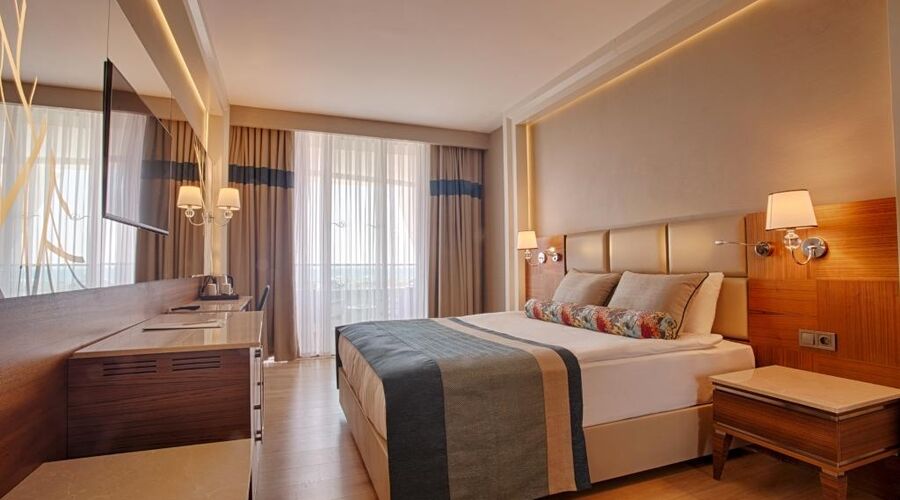 Sensitive Premium Resort  5*