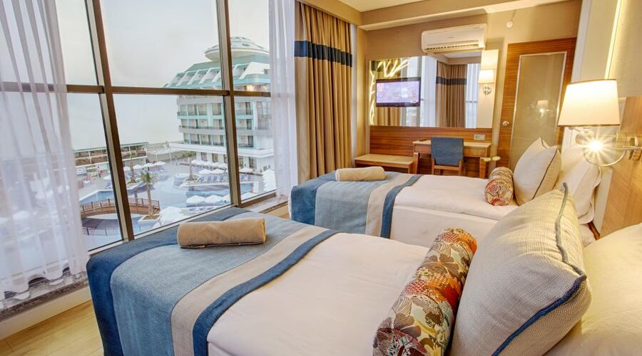 Sensitive Premium Resort  5*